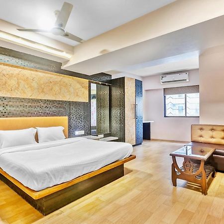 Oyo Flagship 83396 Hotel Vinyasa Residency Mumbai Luaran gambar