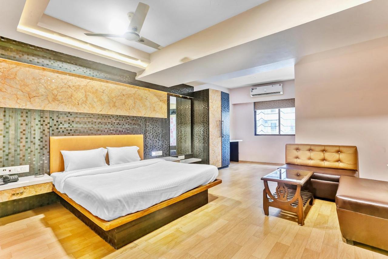 Oyo Flagship 83396 Hotel Vinyasa Residency Mumbai Luaran gambar