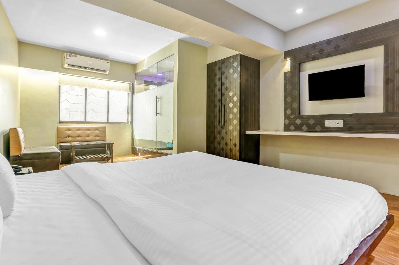 Oyo Flagship 83396 Hotel Vinyasa Residency Mumbai Luaran gambar