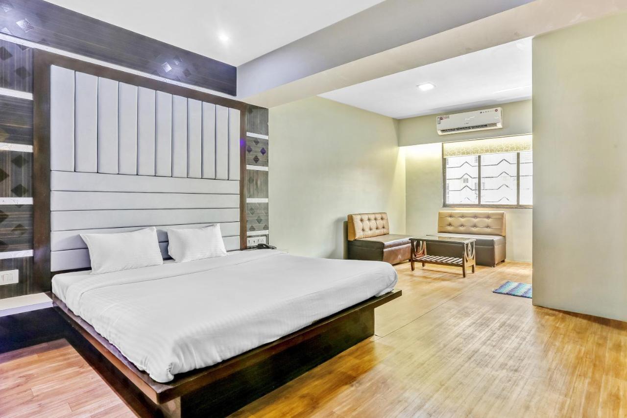 Oyo Flagship 83396 Hotel Vinyasa Residency Mumbai Luaran gambar